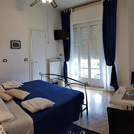 Le Midi Versilia Camaiore Bagian luar foto